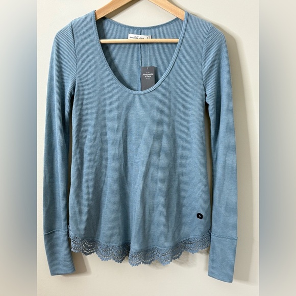 Abercrombie and Fitch Lightweight Waffle Knit Scoop
neck Sz Small New - Picture 1 of 6